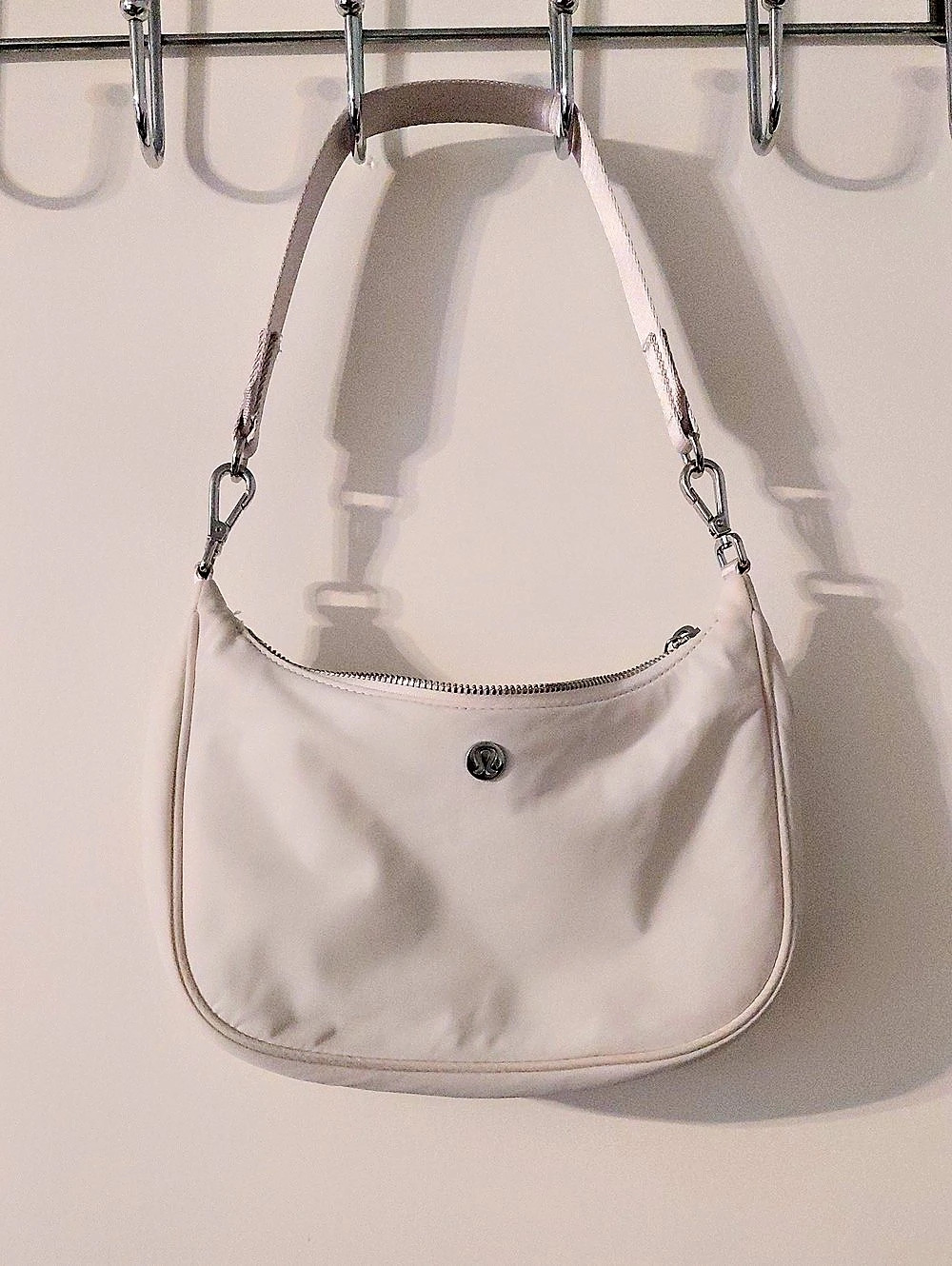 lululemon Mini Shoulder Bag 3L in White